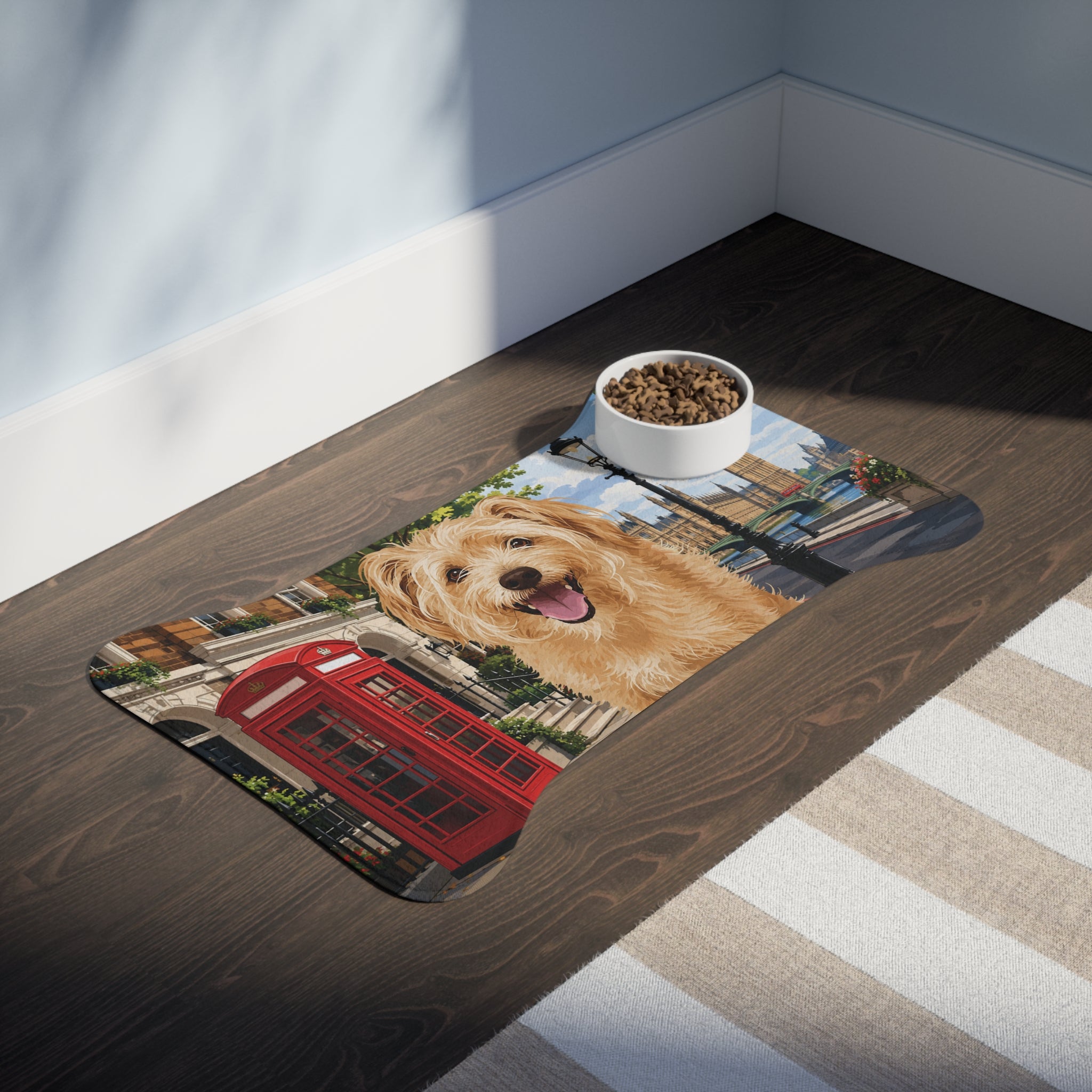In the City - London Pet Feeding Mat